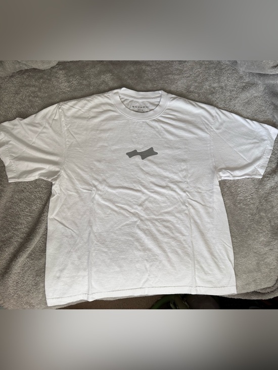 Skylrk Tops - NWT Skylrk Justin Bieber Live Tee, Medium